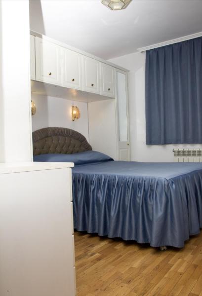 Apartment Pier, Warna