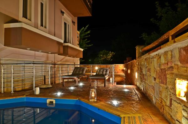 A la foto es mostra l'objecte Mastiha Villas in Town situat a la ciutat de Quios.