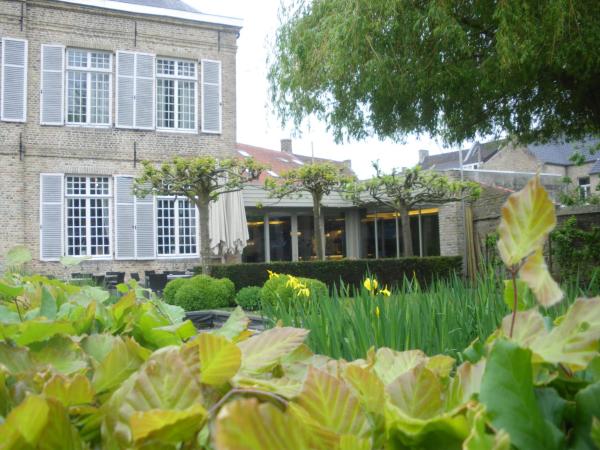 Kuvassa näkyy kohde Amaryllis Hotel Veurne, joka sijaitsee kaupungissa Steenkerke.