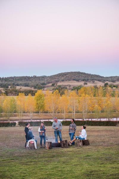 Na foto é possível ver o objeto Peppertree Farm Mudgee localizado na cidade de Cullenbone.