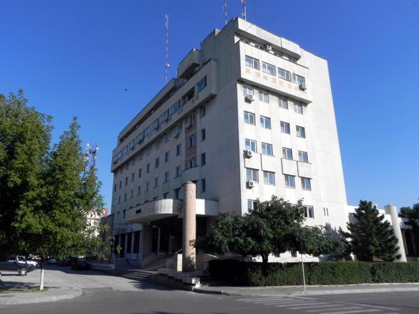 Na zdjęciu widoczny jest obiekt Hotel Calarasi położony w mieście Călăraşi.