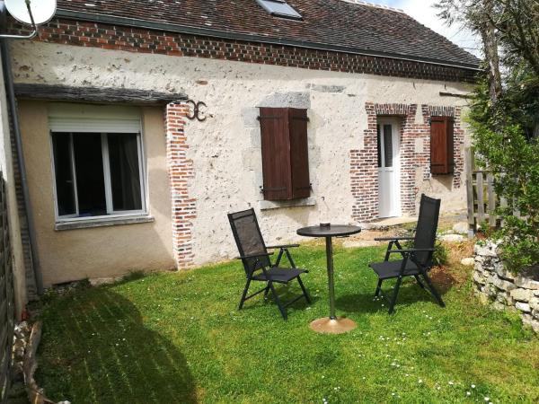 Na zdjęciu widoczny jest obiekt Chez Jeanne położony w mieście Morée.