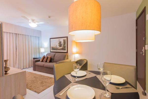Excelente Flat Em Boa Viagem 2 Quartos Beach Class Ideal Para Família Ou Viagens De Negócio Nob2104 - Recife
