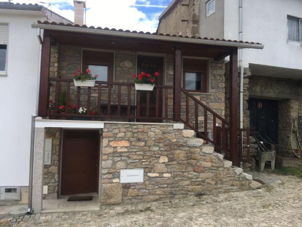 På bildet vises objektet Casa Freixedelo som ligger i byen Santa Comba de Rossas.