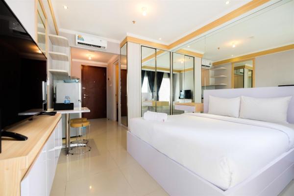 A la foto es mostra l'objecte Spacious Studio Apartment Signature Park Grande By Travelio situat a la ciutat de Jakarta.