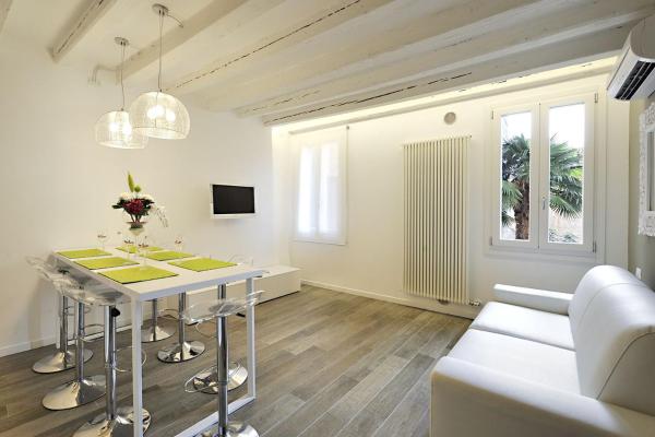A la foto es mostra l'objecte Ca Forner - Cannaregio Apartment by Wonderful Italy situat a la ciutat de Venècia.