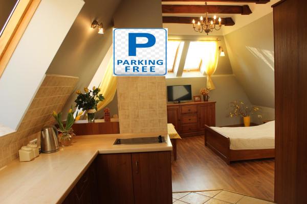 Na zdjęciu widoczny jest obiekt Nova Apartamenty Starówka Parking położony w mieście Toruń.