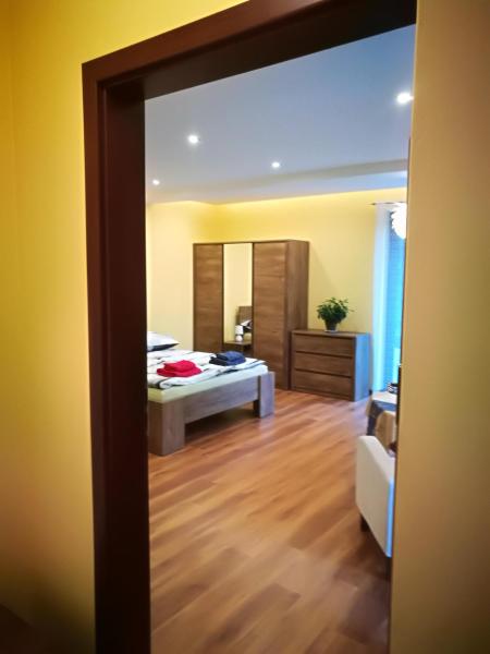 Auf dem Foto ist das Objekt Apartament u Joli in der Stadt Młodów zu sehen.