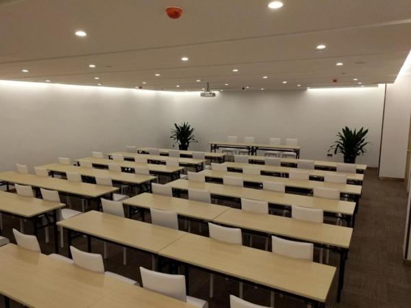 Na zdjęciu widoczny jest obiekt GreenTree Inn Suzhou Kunshan Dongcheng Road International Exhibition Express Hotel położony w mieście Penglang.
