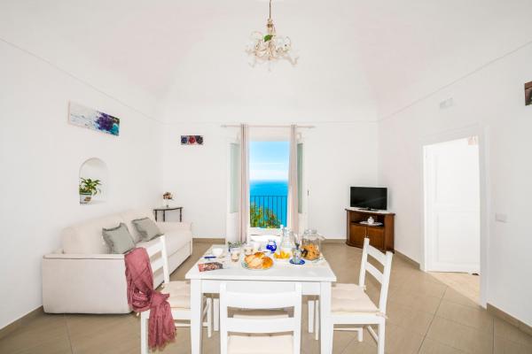 A la foto es mostra l'objecte La Borragine Apartament situat a la ciutat de Positano.