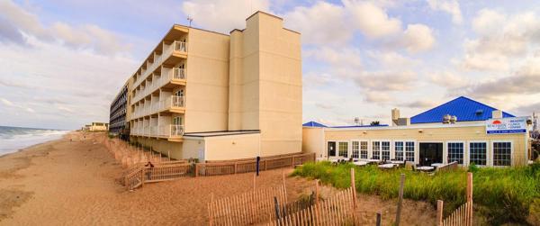 Na fotografii je vidět objekt The Sea Ranch Resort nacházející se ve městě Kill Devil Hills.