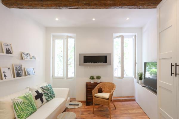 Billede 4: GregBnb - T2 Cosy et design - PARKING INCLUS - WiFi - 15min Gare