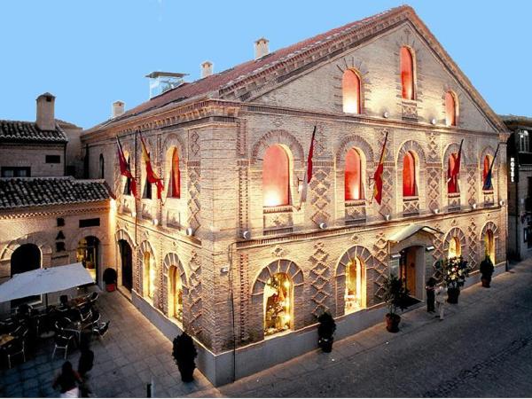 På billedet ses objektet Hotel San Juan de los Reyes beliggende i byen Toledo.