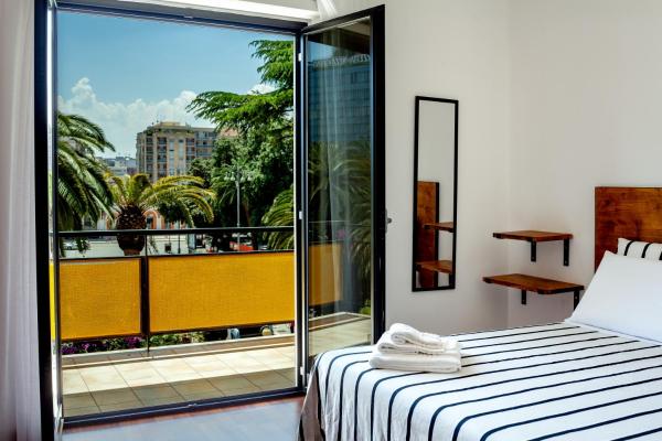 A la foto es mostra l'objecte Travel B&B situat a la ciutat de Bari.