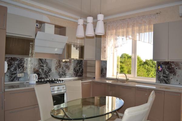 Фотографии отеля: Апартаменты на Парусной, Геленджик