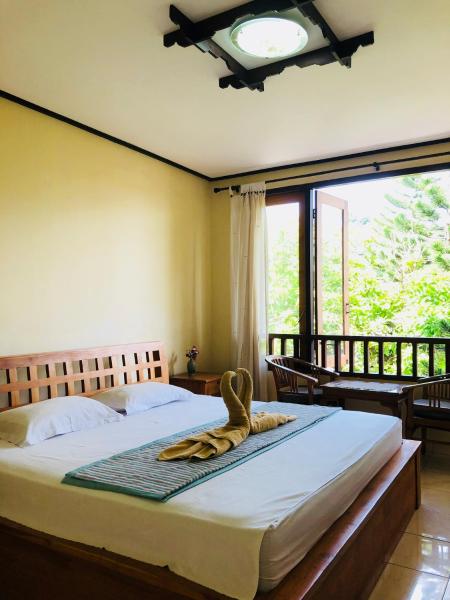A la foto es mostra l'objecte Padangbai Beach inn situat a la ciutat de Padangbai.