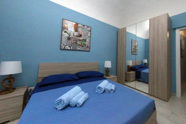 A la foto es mostra l'objecte Patrì House situat a la ciutat de Catània.