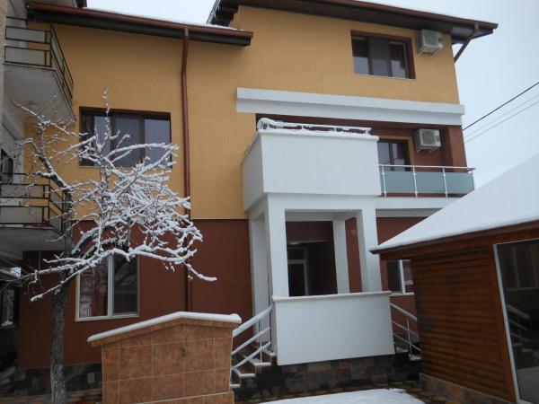 A la foto es mostra l'objecte Guest House Goranovi situat a la ciutat de Velingrad.