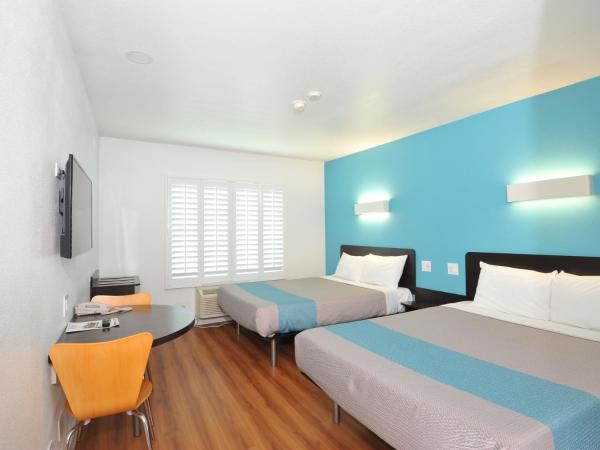 Στη φωτογραφία φαίνεται το αντικείμενο Motel 6-Fountain Valley, CA - Huntington Beach Area που βρίσκεται στην πόλη Fountain Valley.