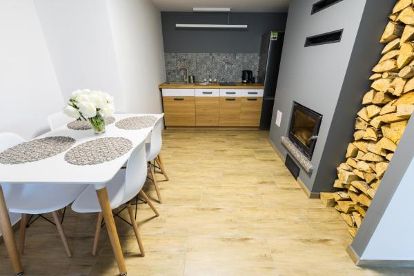 Na fotografii je vidět objekt Apartament Pola nacházející se ve městě Ryn.