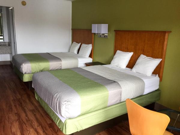 På billedet ses objektet Motel 6-Parkersburg, WV beliggende i byen Davisville.