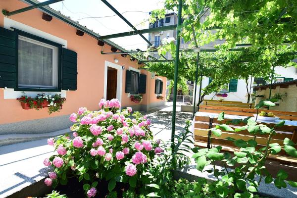 Apartments Odrina - Split