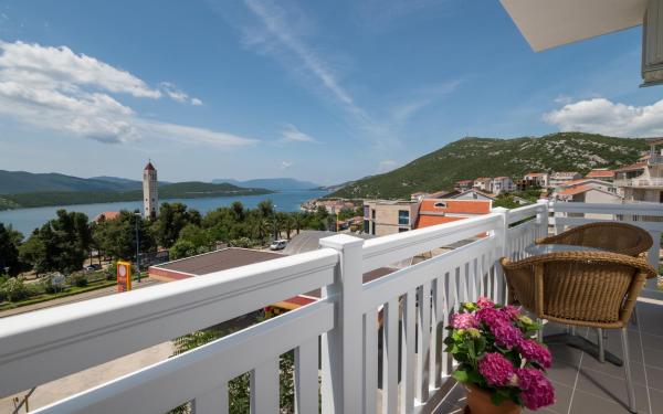 På bildet vises objektet Villa Doris som ligger i byen Neum.