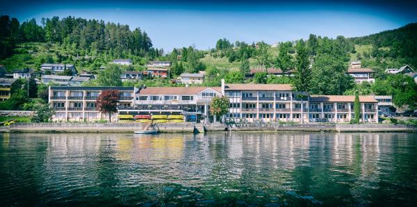 Auf dem Foto ist das Objekt Strand Fjordhotel in der Stadt Ulvik zu sehen.
