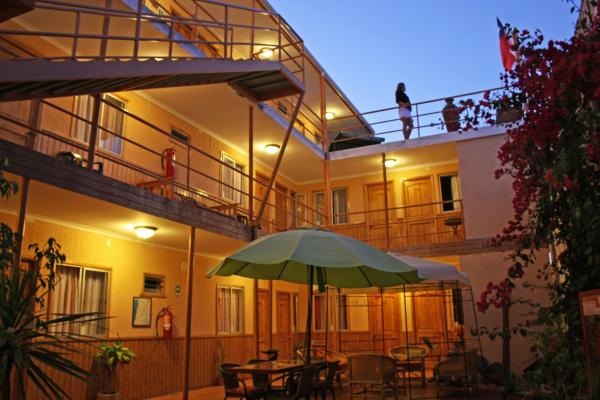 Na zdjęciu widoczny jest obiekt Hotel CostaFósil położony w mieście Caldera.