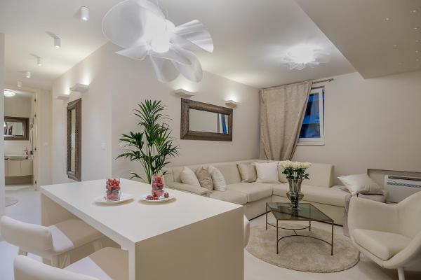 På bilden syns objektet LevelUp Apartment Split som ligger i staden Split.