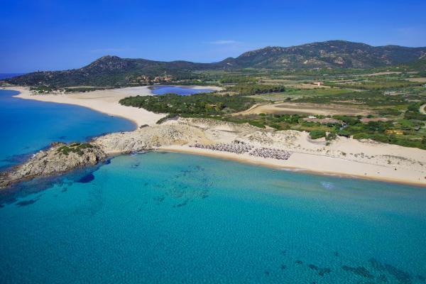 A la foto es mostra l'objecte The Village Chia Laguna Sardinia situat a la ciutat de Chia.