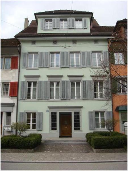 Foto 1: Executive suite in Zug Old Town Triplex