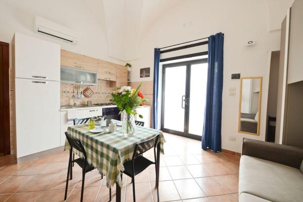 A la foto es mostra l'objecte Casa Josè situat a la ciutat de Ostuni.