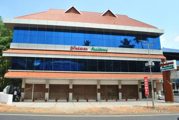Auf dem Foto ist das Objekt Brindavan Residency in der Stadt Pullappalli zu sehen.