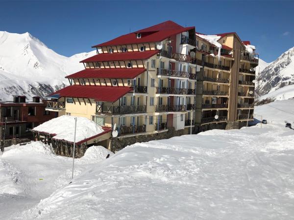 På billedet ses objektet Ski Lift Apartment beliggende i byen Gudauri.