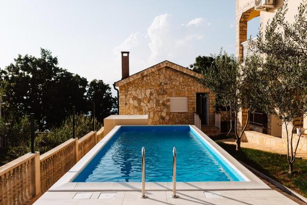 Apartments Slivnica Holiday - Starigrad