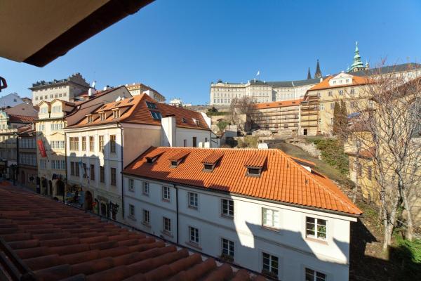 På billedet ses objektet Hostel Little Quarter beliggende i byen Prag.