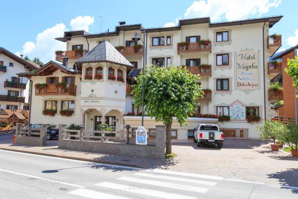 A la foto es mostra l'objecte Hotel Majorka situat a la ciutat de Andalo.