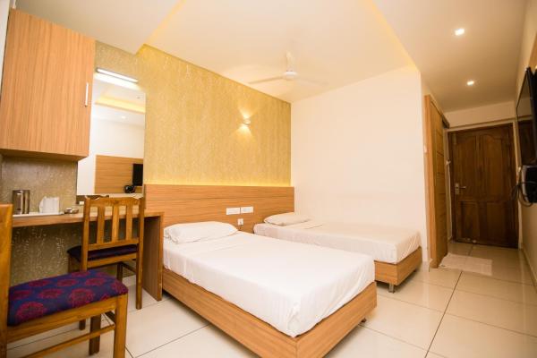 Hotel Kapilavasthu - Palakkad