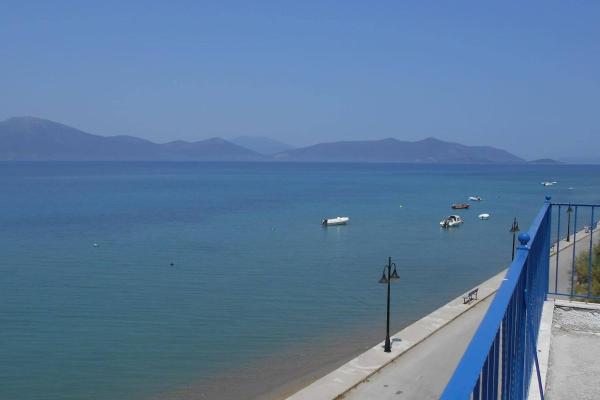 Auf dem Foto ist das Objekt Papas Rooms on the Seafront in der Stadt Oreoi zu sehen.