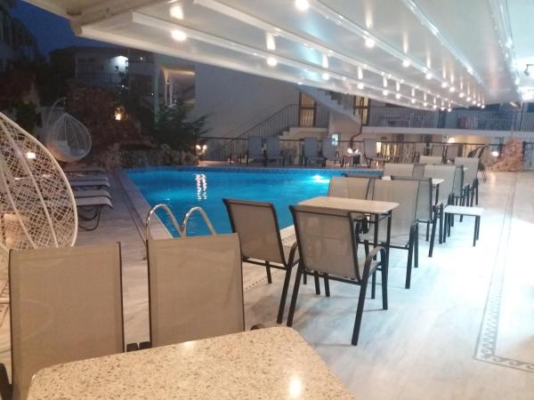 En la foto se muestra el objeto Pegasus Hotel ubicado en la ciudad de Chaniotis.