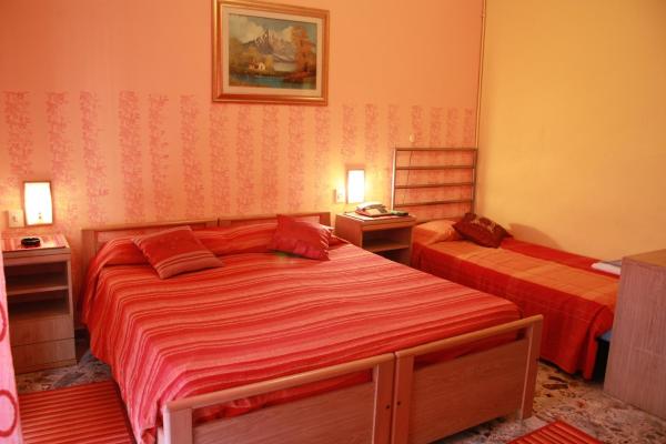 Hotel San Giovanni, Mediolan