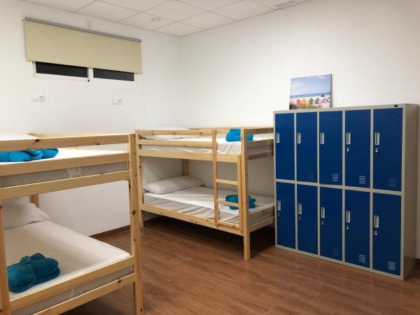 På billedet ses objektet Albergue Delta beliggende i byen L'Eucaliptus.