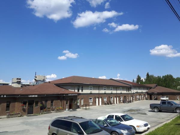A la foto es mostra l'objecte Prospector Inn situat a la ciutat de Flin Flon.