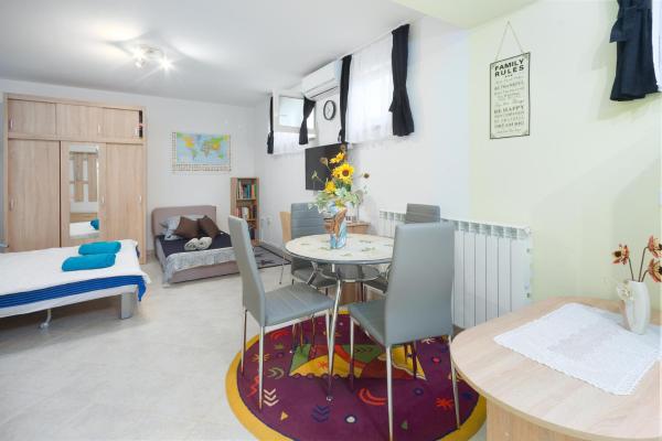 A la foto es mostra l'objecte Apartment Zlatko situat a la ciutat de Rovinj.