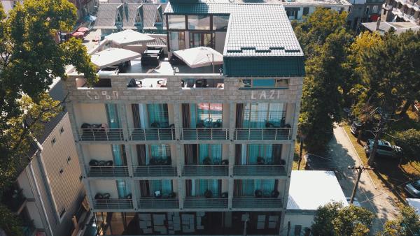 A la foto es mostra l'objecte Hotel Lazi situat a la ciutat de Kobuleti.