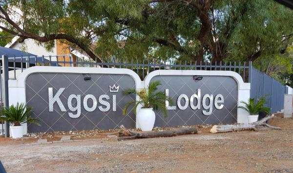 A la foto es mostra l'objecte Kgosi Lodge situat a la ciutat de Kimberley.