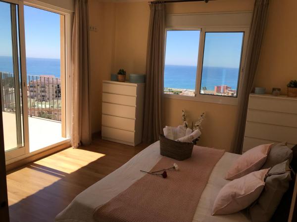 Na zdjęciu widoczny jest obiekt Rooms in Seafront Villa położony w mieście Malaga.