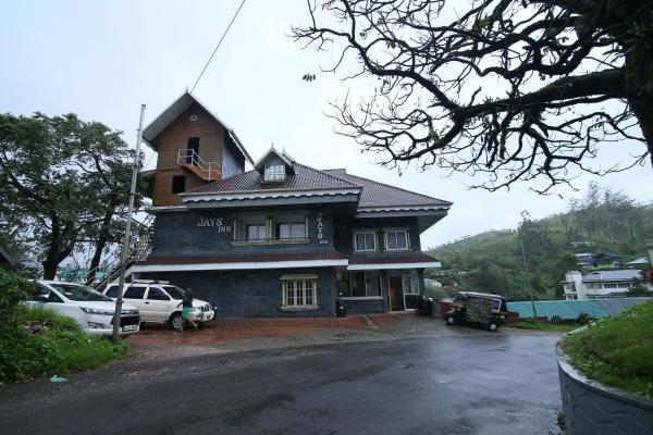Auf dem Foto ist das Objekt Jays Inn in der Stadt Munnar zu sehen.