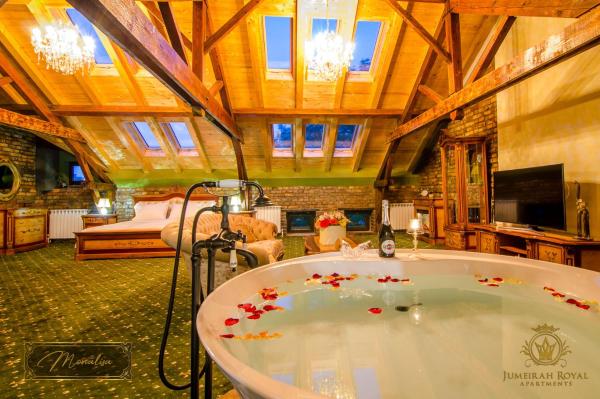 Auf dem Foto ist das Objekt JMR Royal -Luxury Rooms & Private Sauna in der Stadt Constanţa zu sehen.